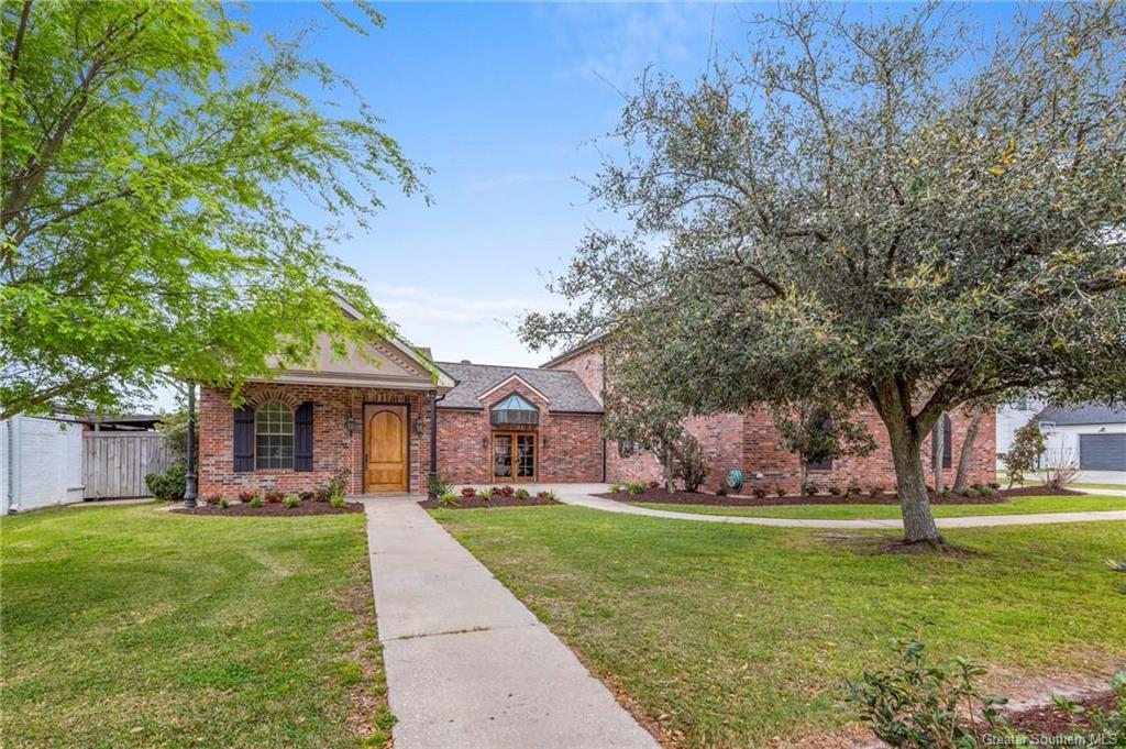 4329 Edgewater Drive — photo