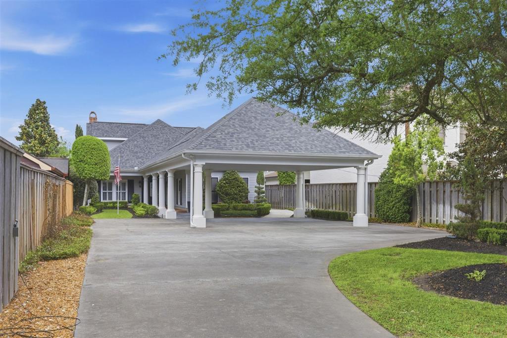 3206 Henderson Bayou Road — photo