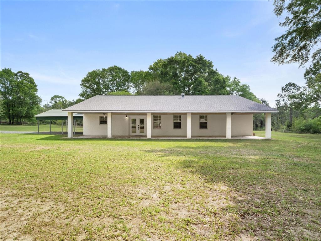 405 Dove Lane — photo