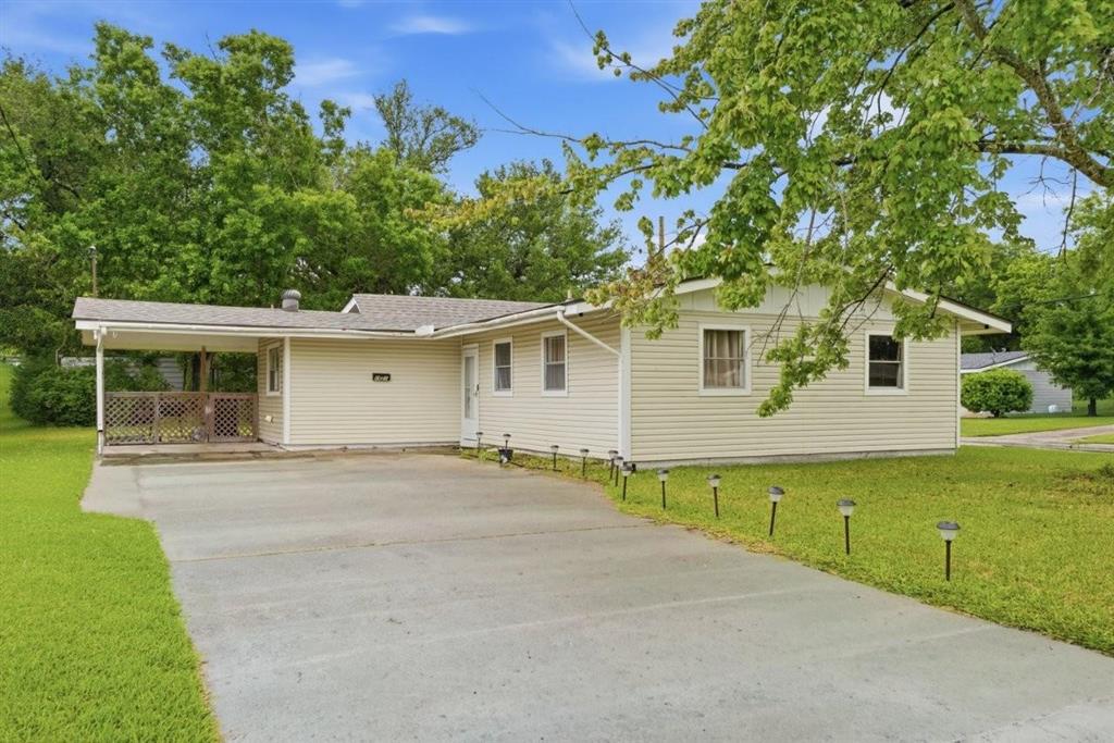1621 Sage Drive — photo