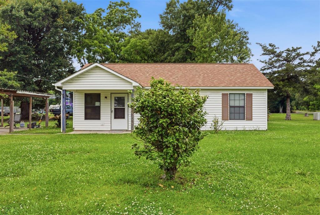 102 Murphy Drive — photo