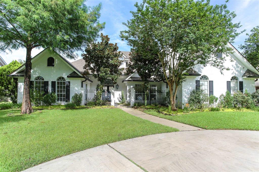 4111 Maidstone Drive — photo