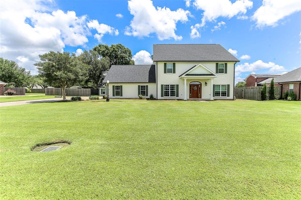6173 Oakleaf Lane — photo