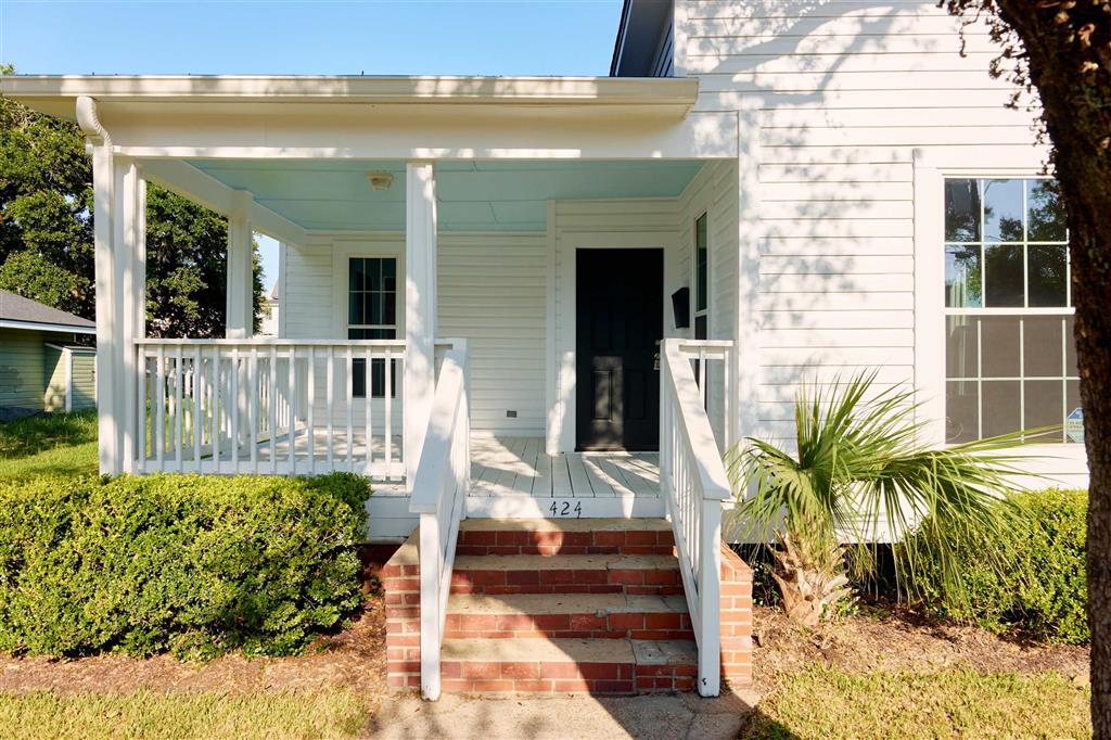 424 Hodges Street — photo