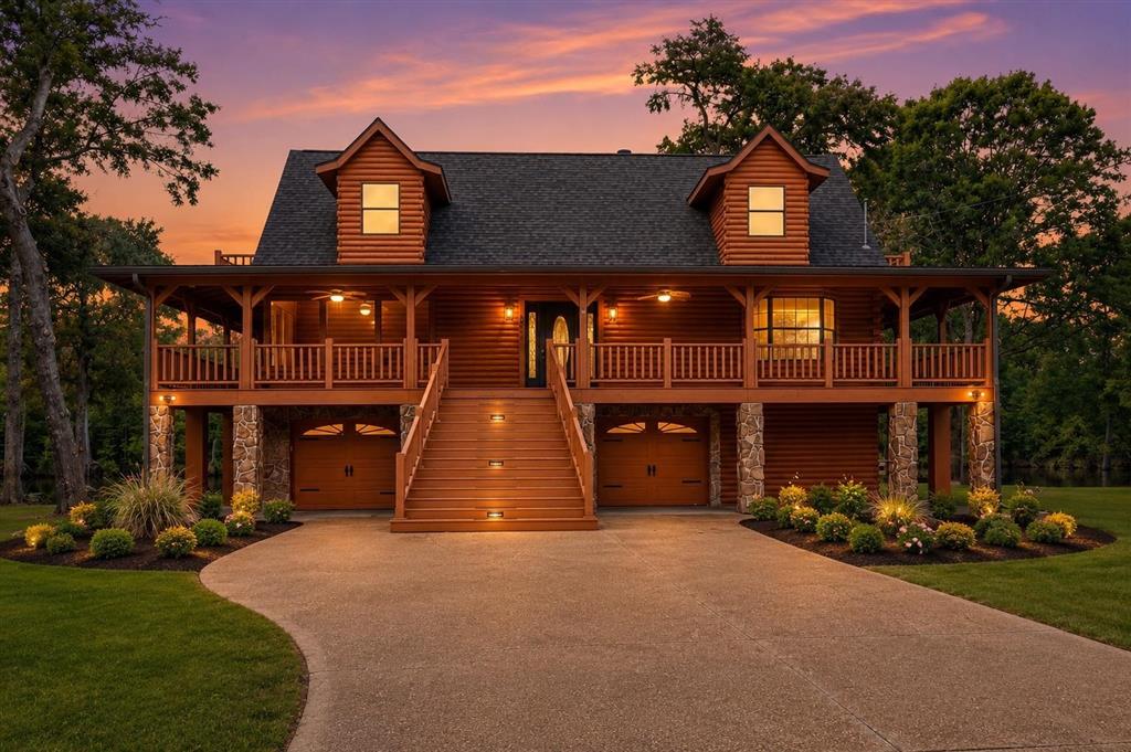 4820 Cypress Lake Drive — photo