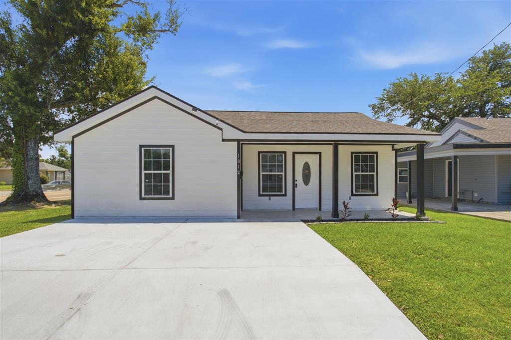 1012 Azalea St Street — photo