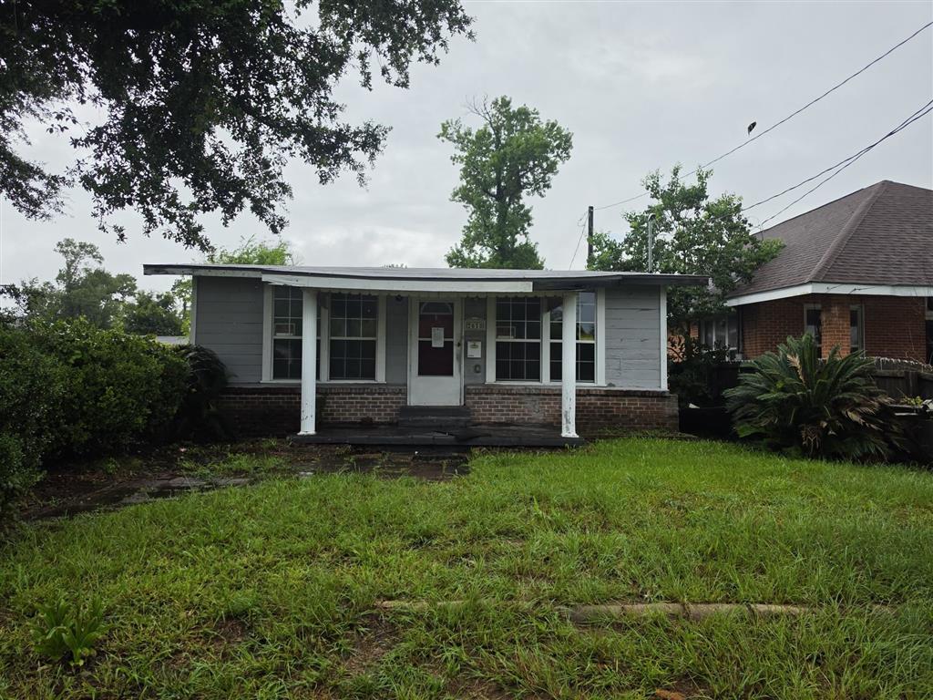 2618 Ruth Street — photo