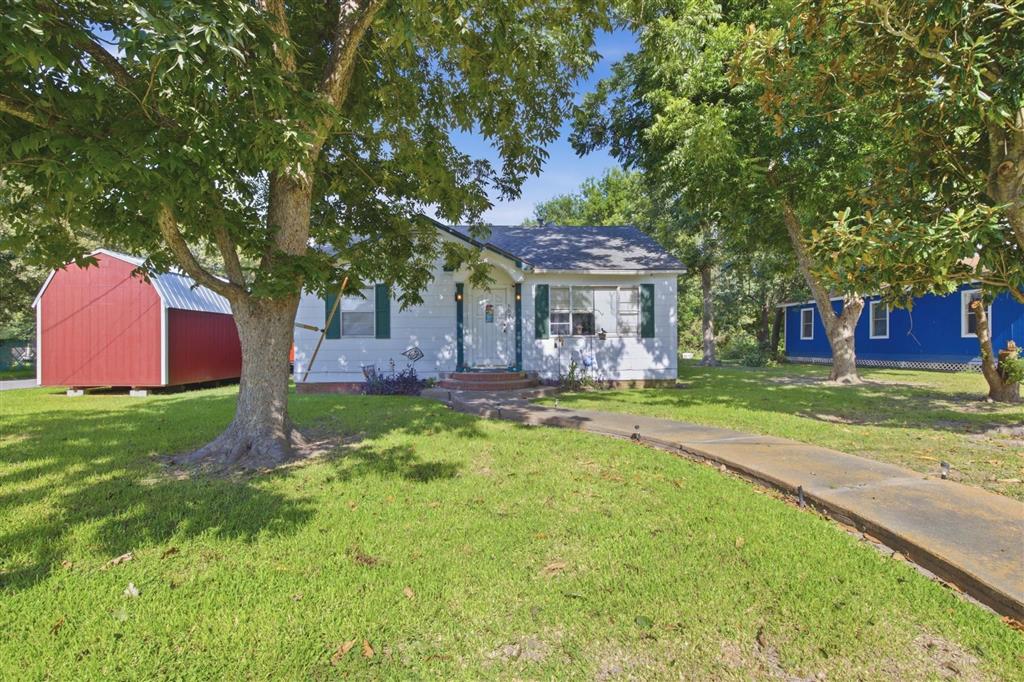 607 McArthur Street — photo