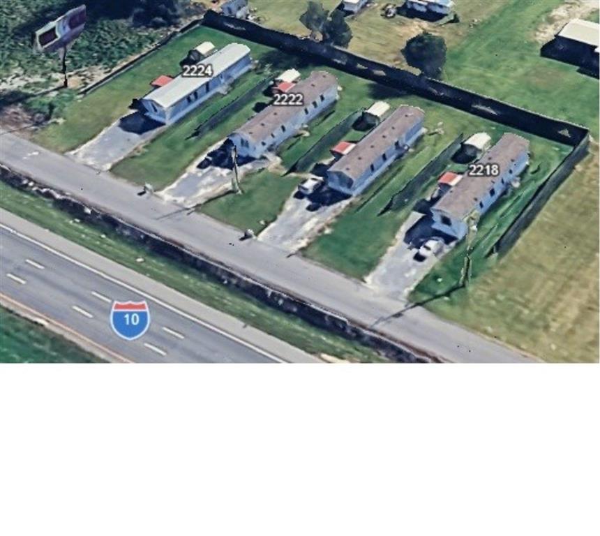 2218 Carolyn Street — photo