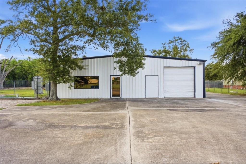 158 Burleson Road — photo