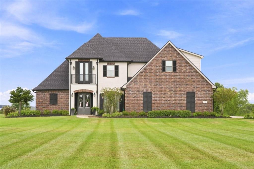 5648 Waterside Drive — photo