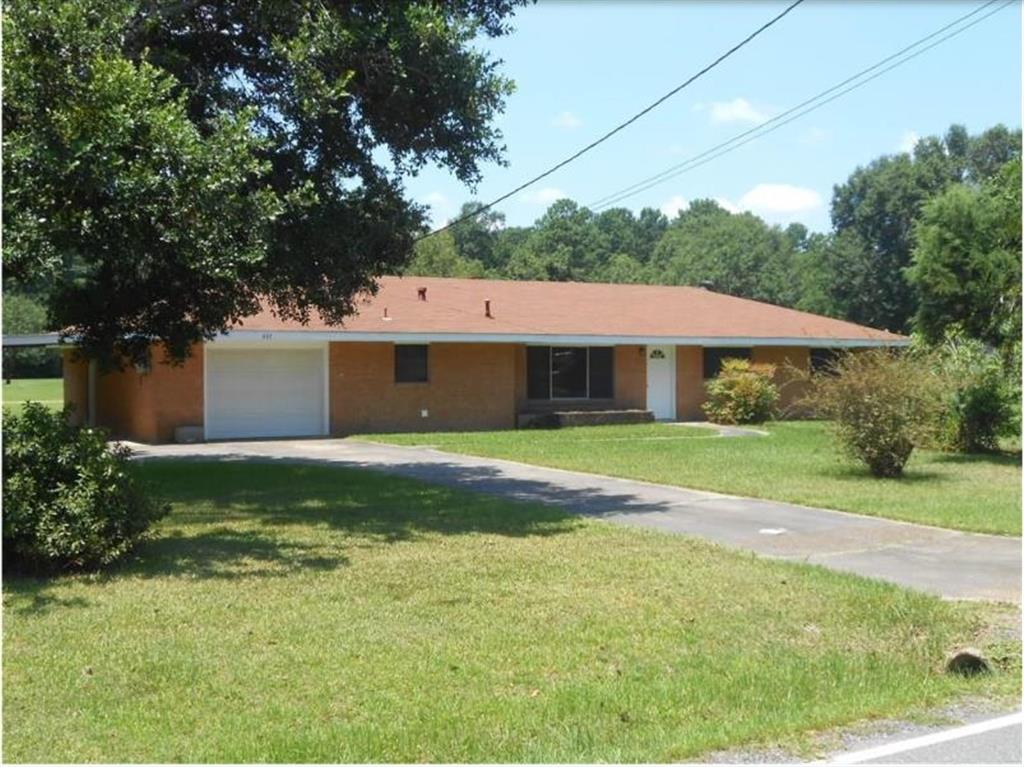 647 Morrow Road — photo