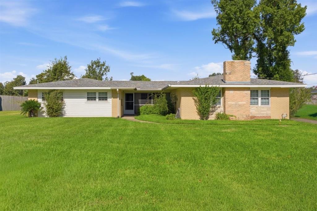 3706 Pin Oak Court — photo
