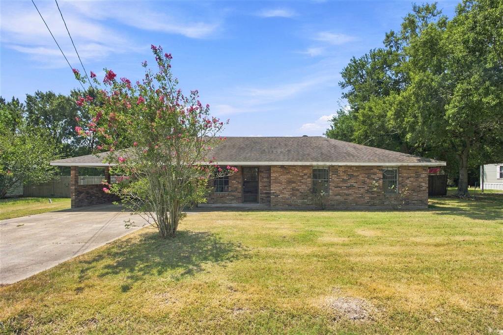 402 Broussard Lane — photo