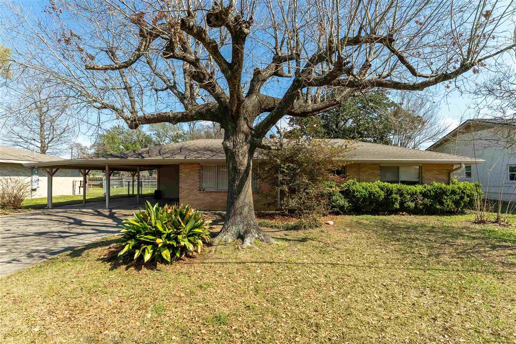 4439 Oaklawn St Street — photo