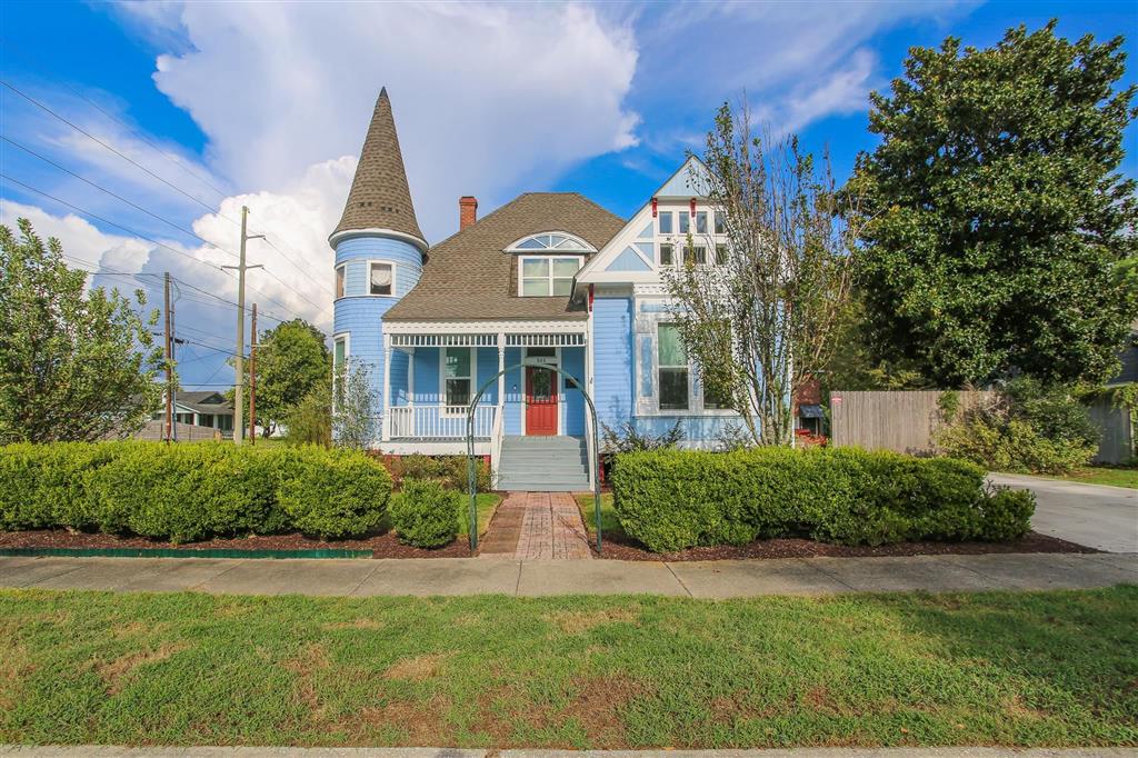503 Moss Street — photo