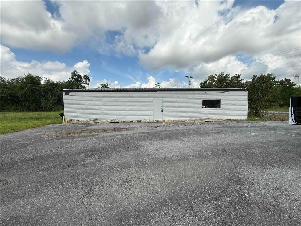 1095 Parish Rd Road — photo