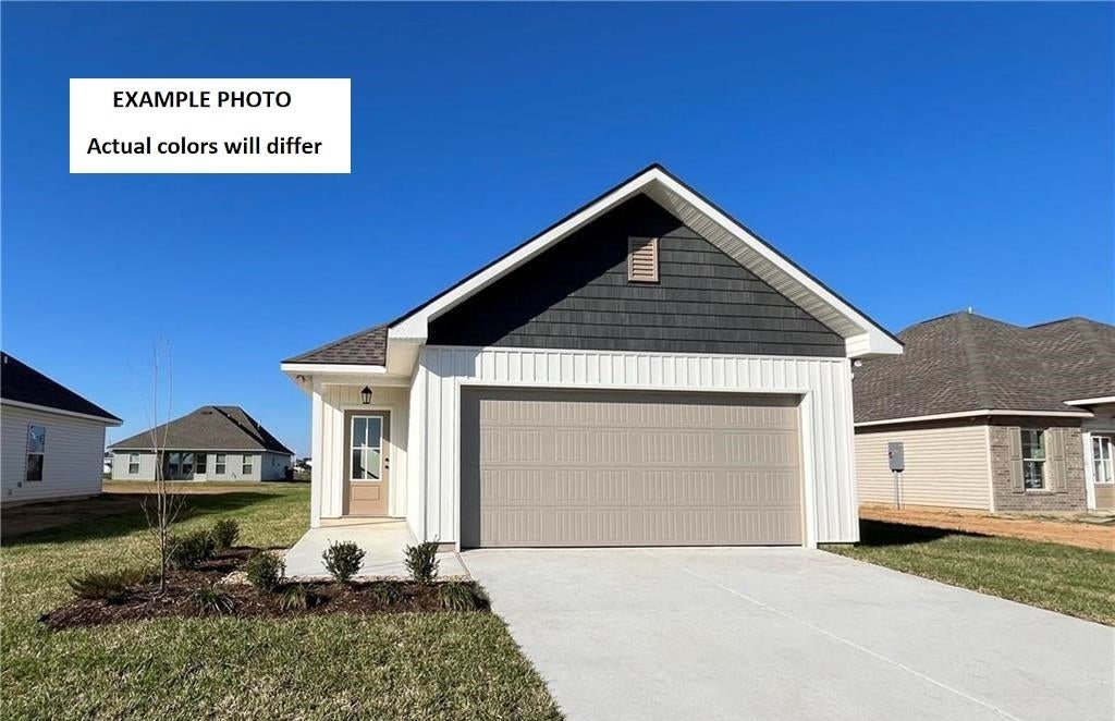 2350 Strickland Court — photo