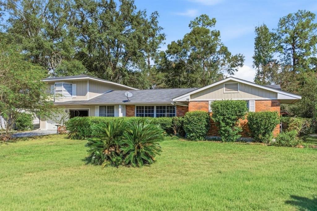 907 Cook Drive — photo