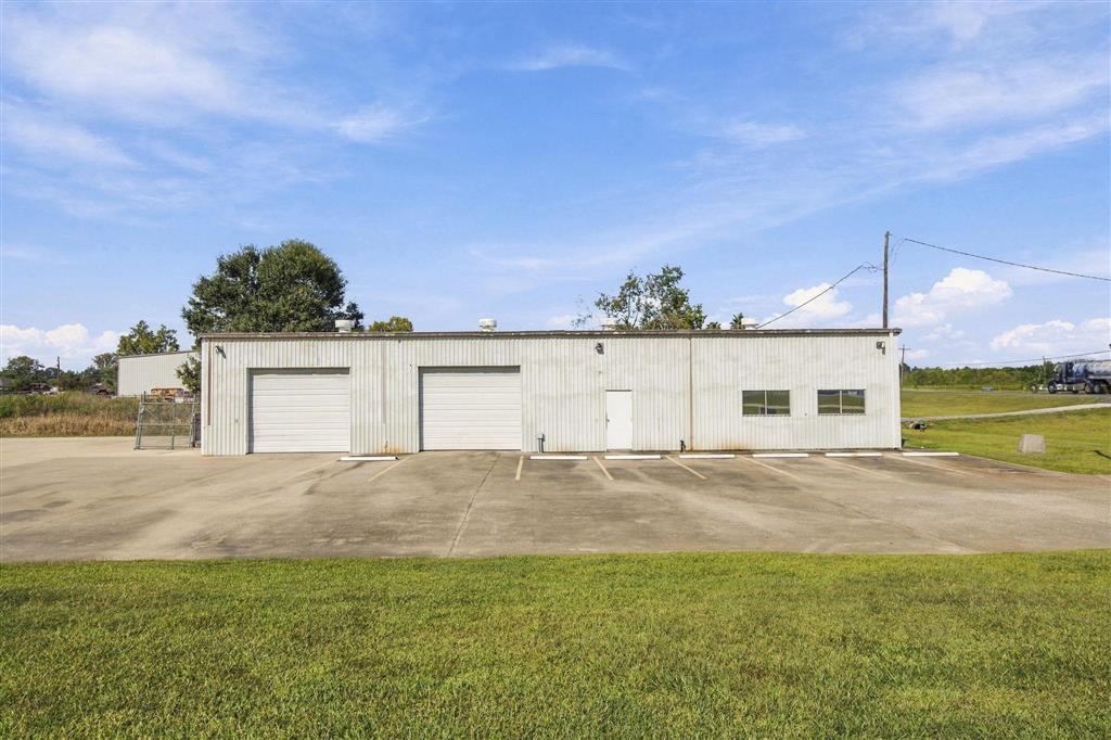 5608 E US-90 Highway — photo
