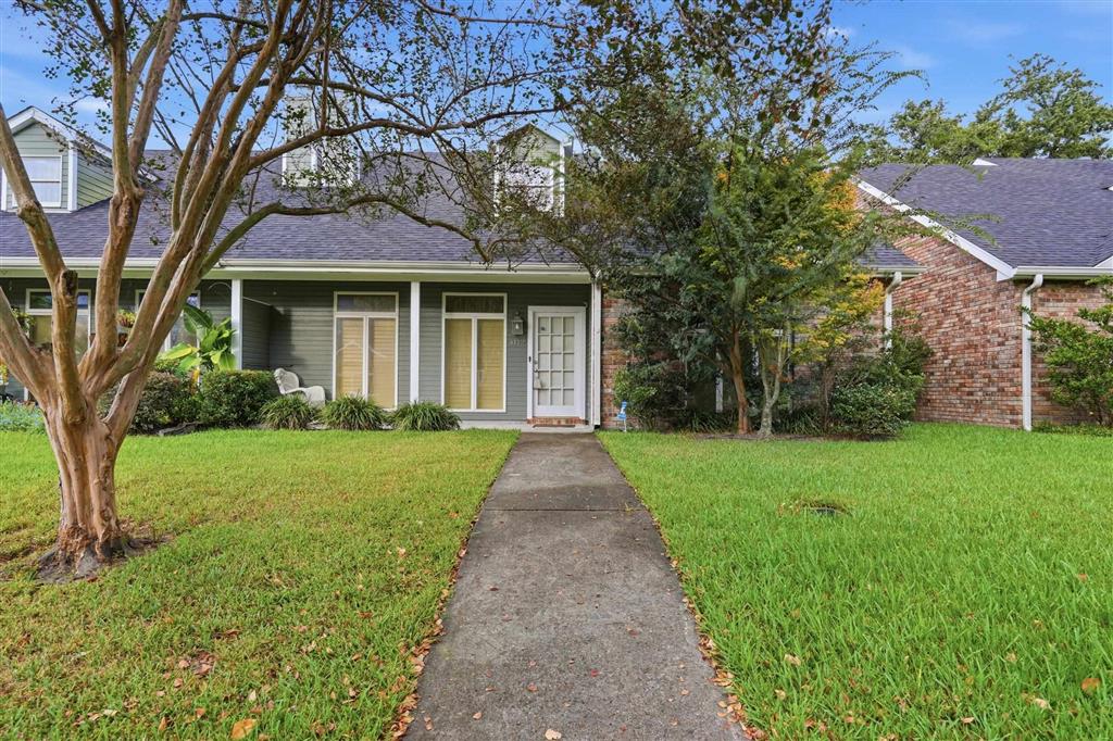 4112 Oak Point Lane — photo