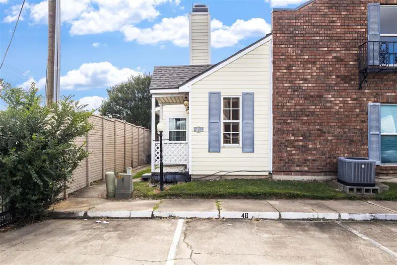 4620 W Congress Street Unit 42 — photo