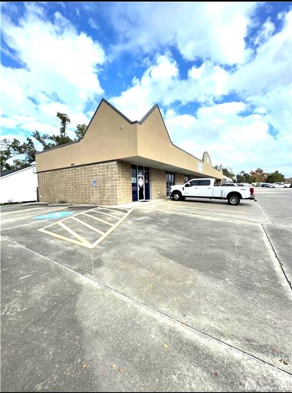 3116 Center Street Unit B — photo