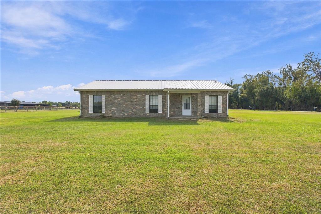 103 Delaney Road — photo