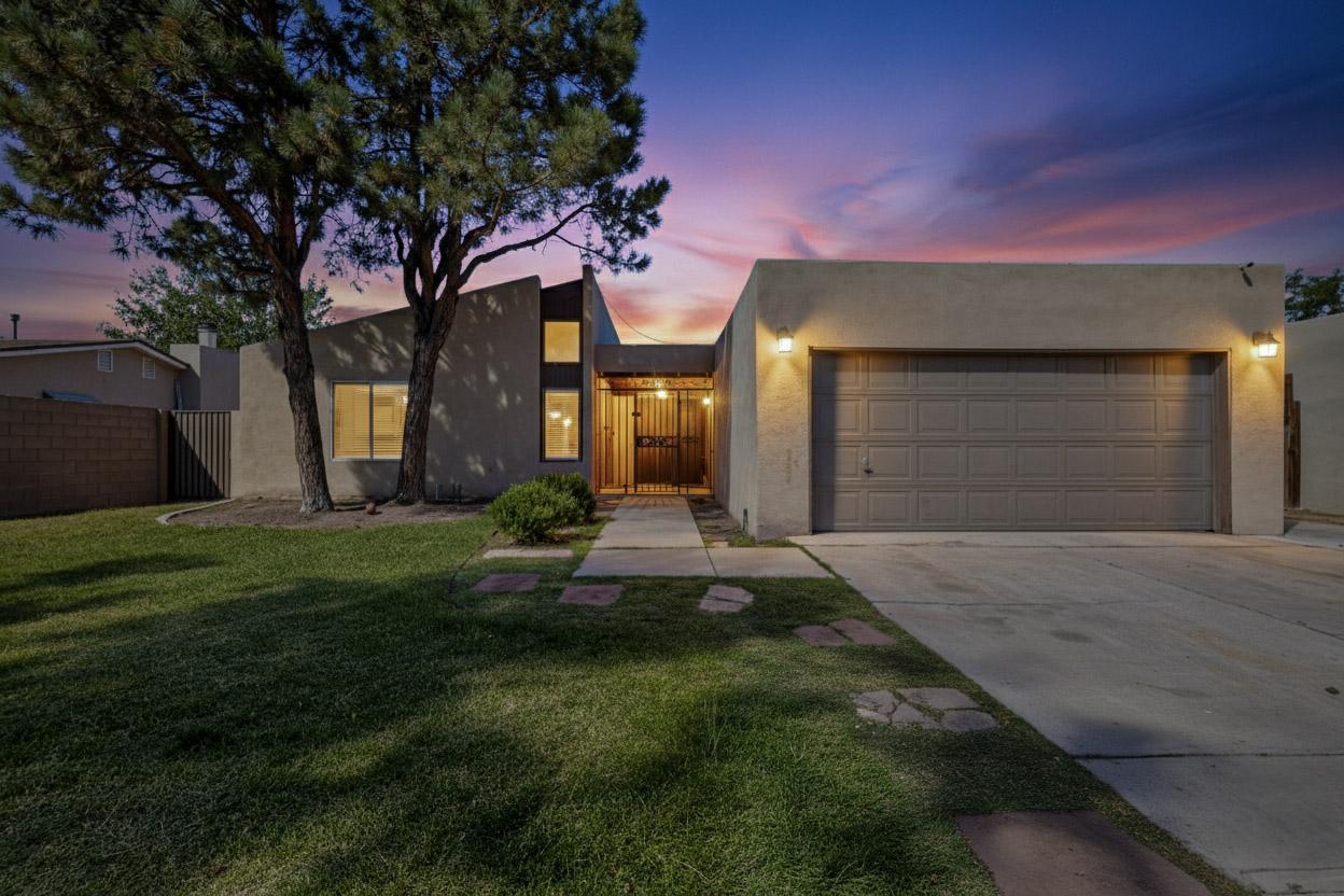 5129 Camino Vista NW — photo