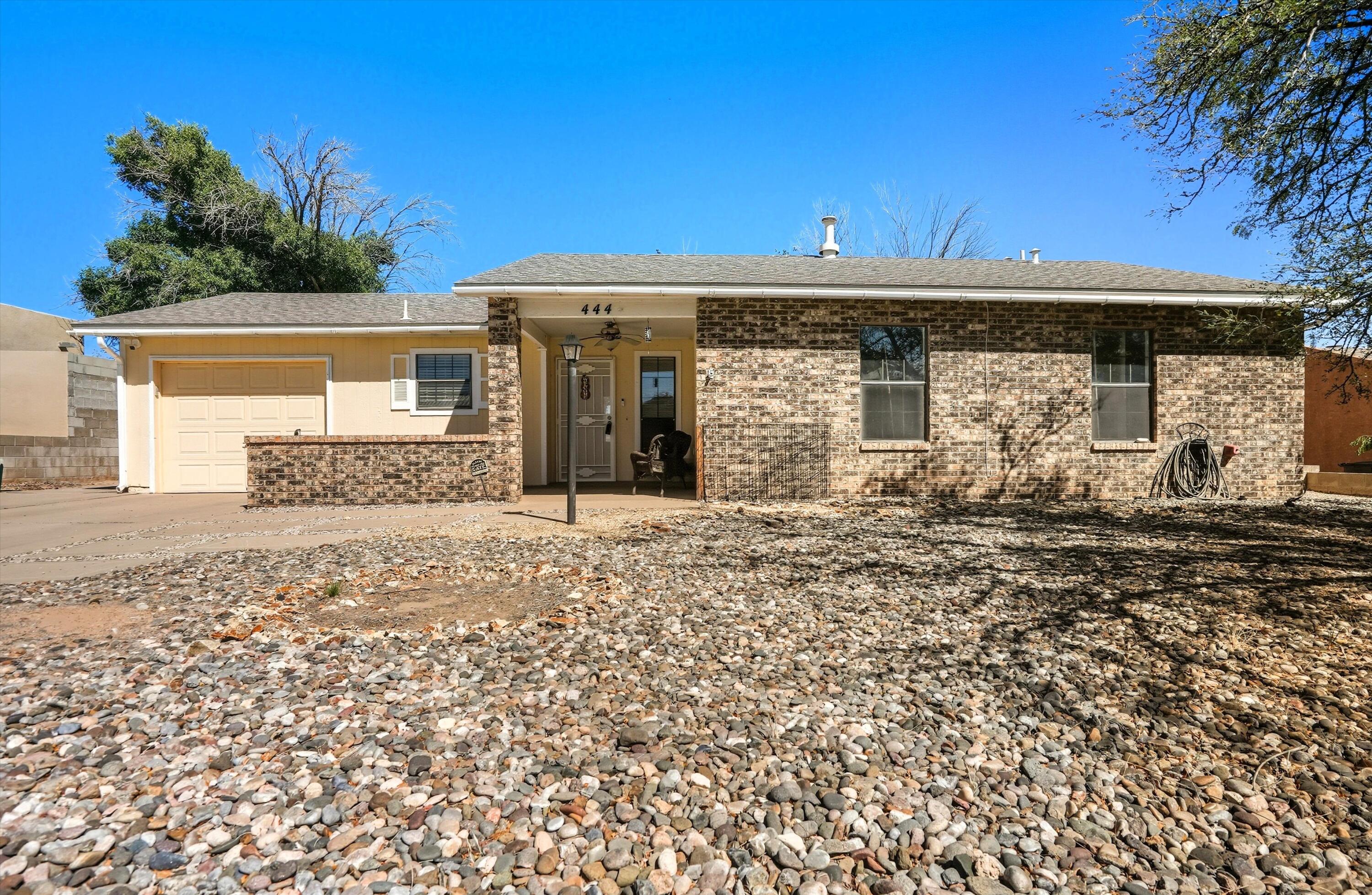 444 STALLION Road SE, Rio Rancho, NM 87124