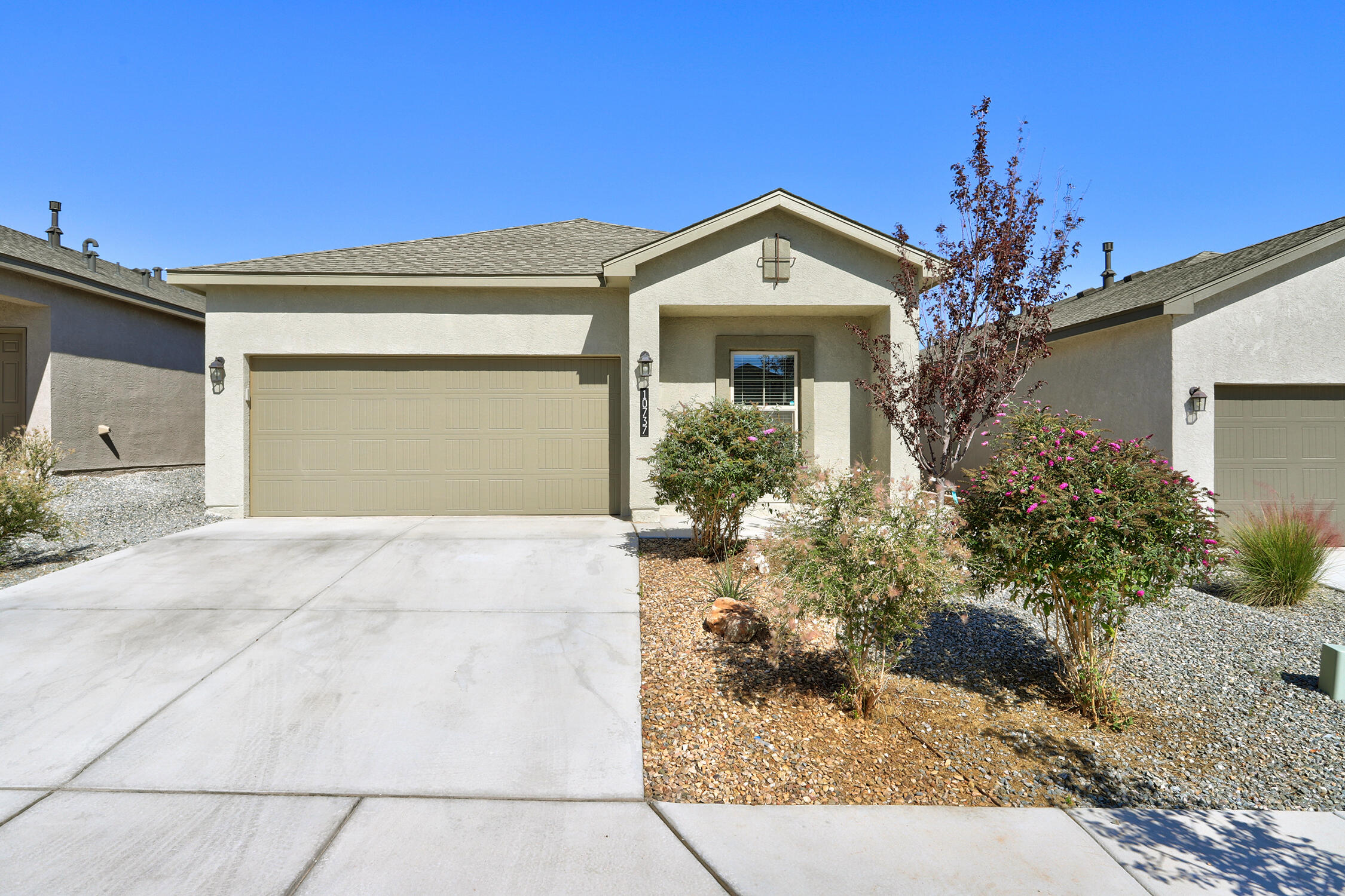 10737 Sabino Loop SW — photo