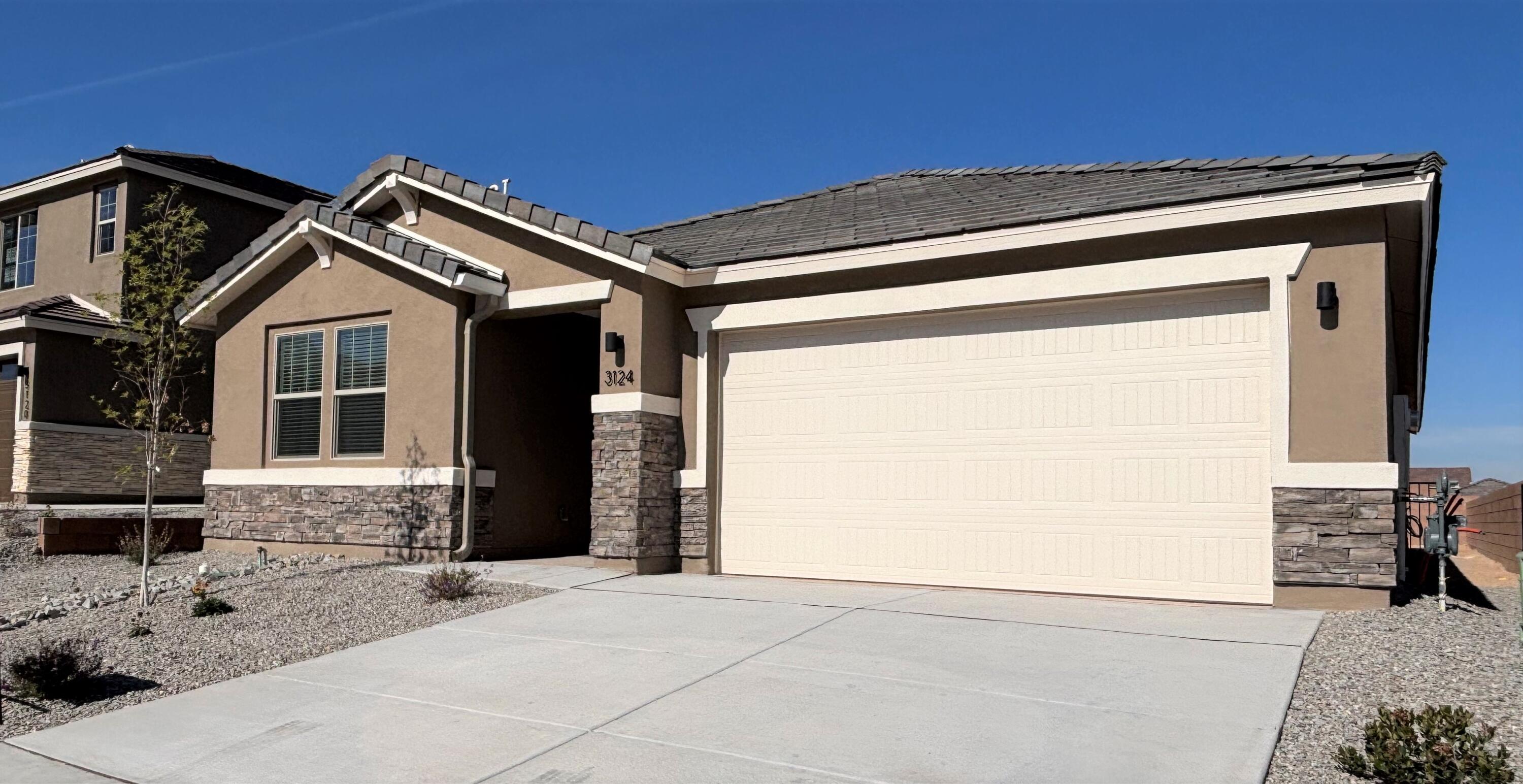 3124 Alicia Road NE — photo
