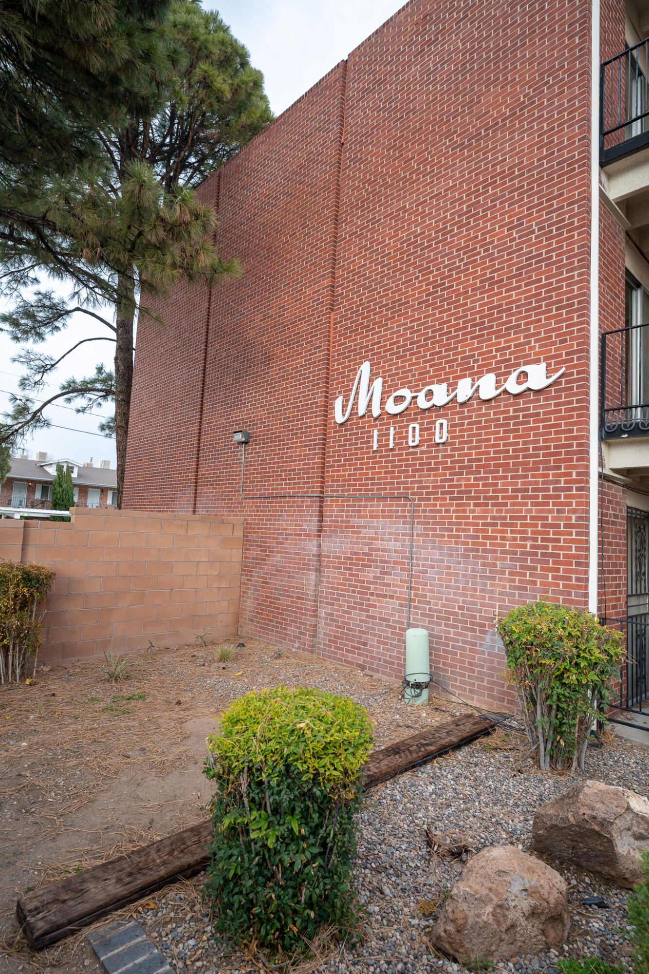 1100 Alvarado Drive SE Apt 108 — photo