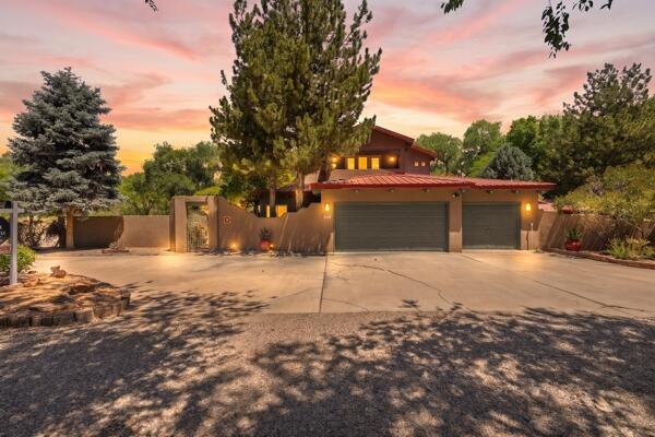 7431 Rio Grande Boulevard NW — photo