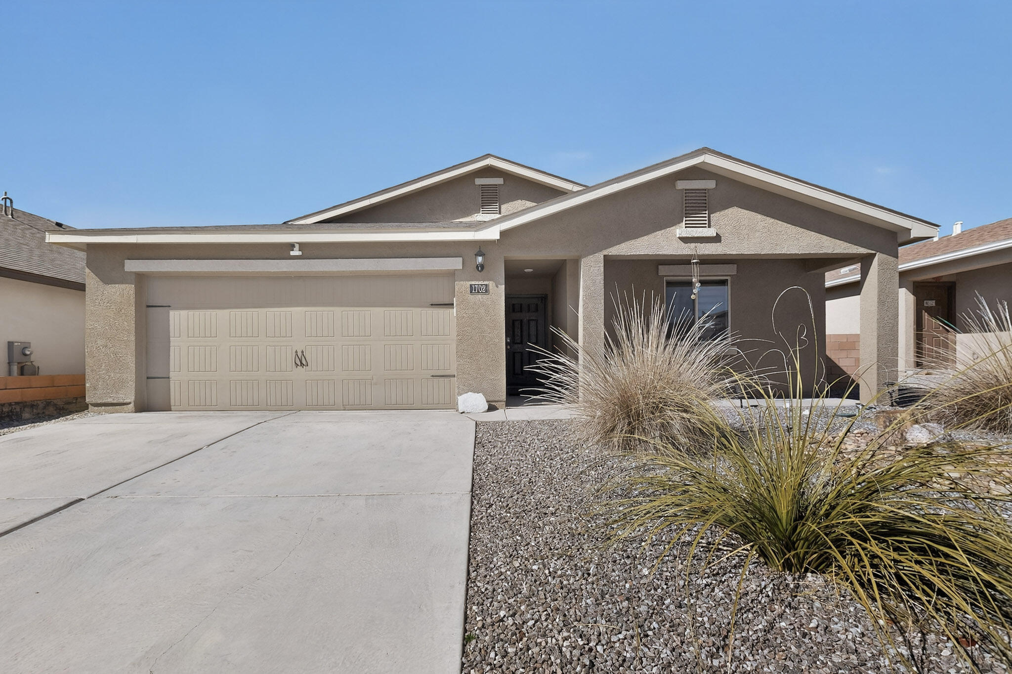 1702 Adelaide Lane — photo