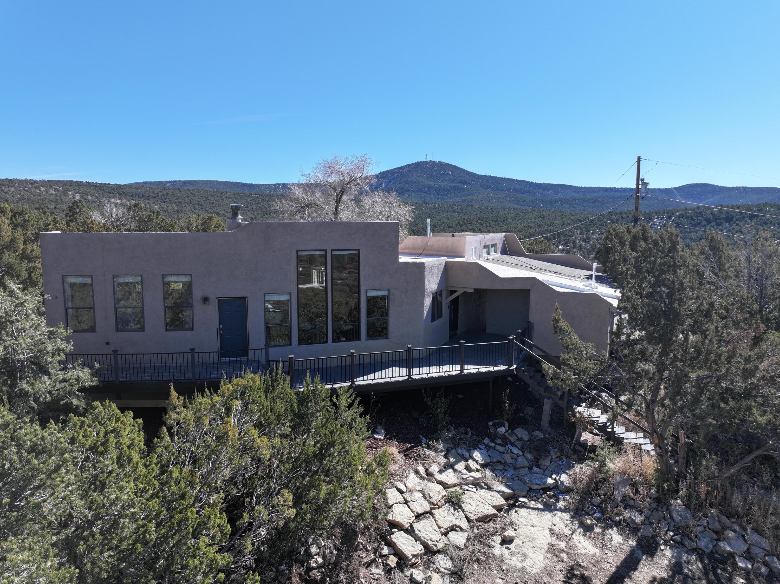 35 Gallinger Lane — photo