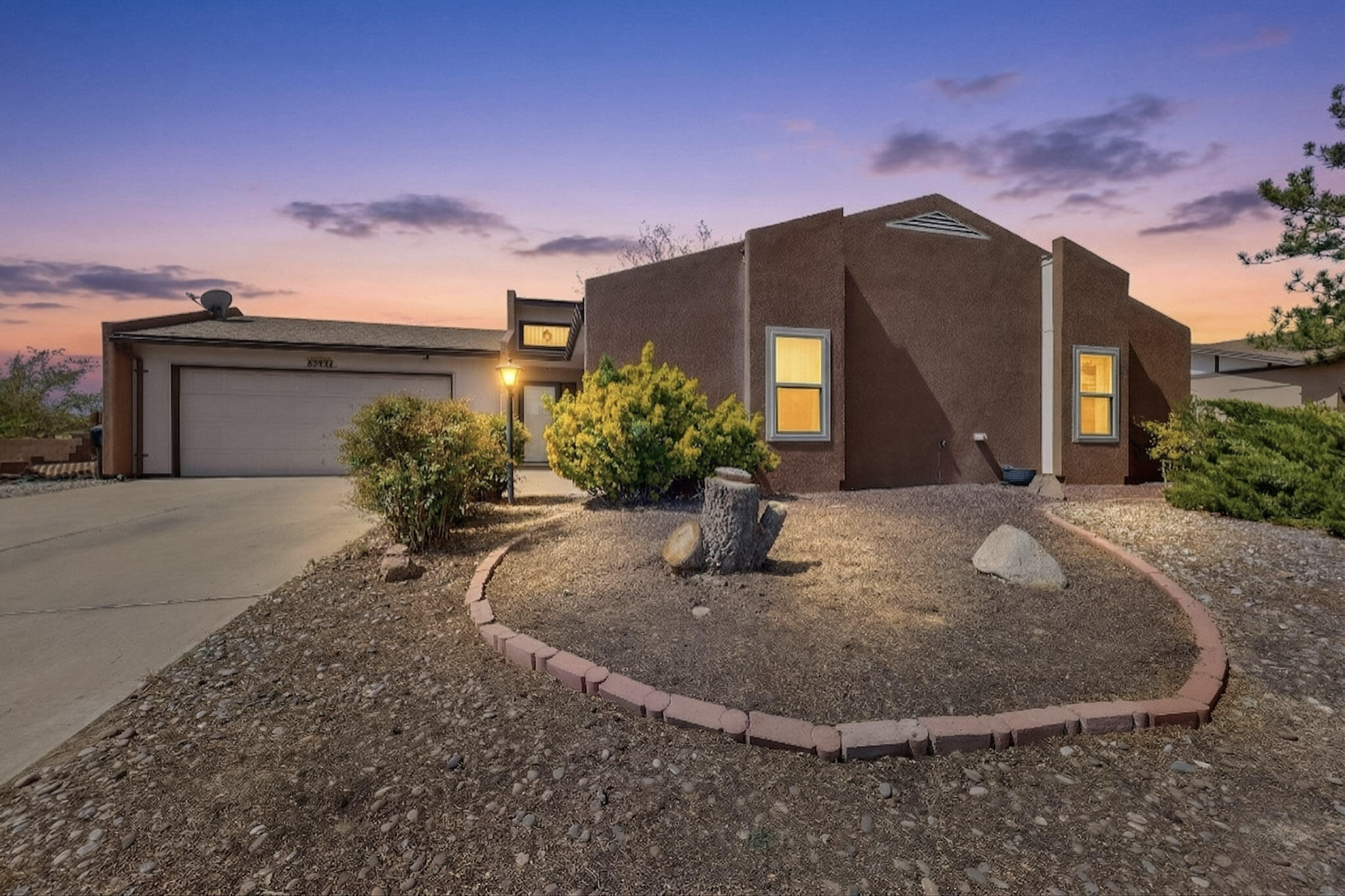 717 Casper Road SE, Rio Rancho, NM 87124