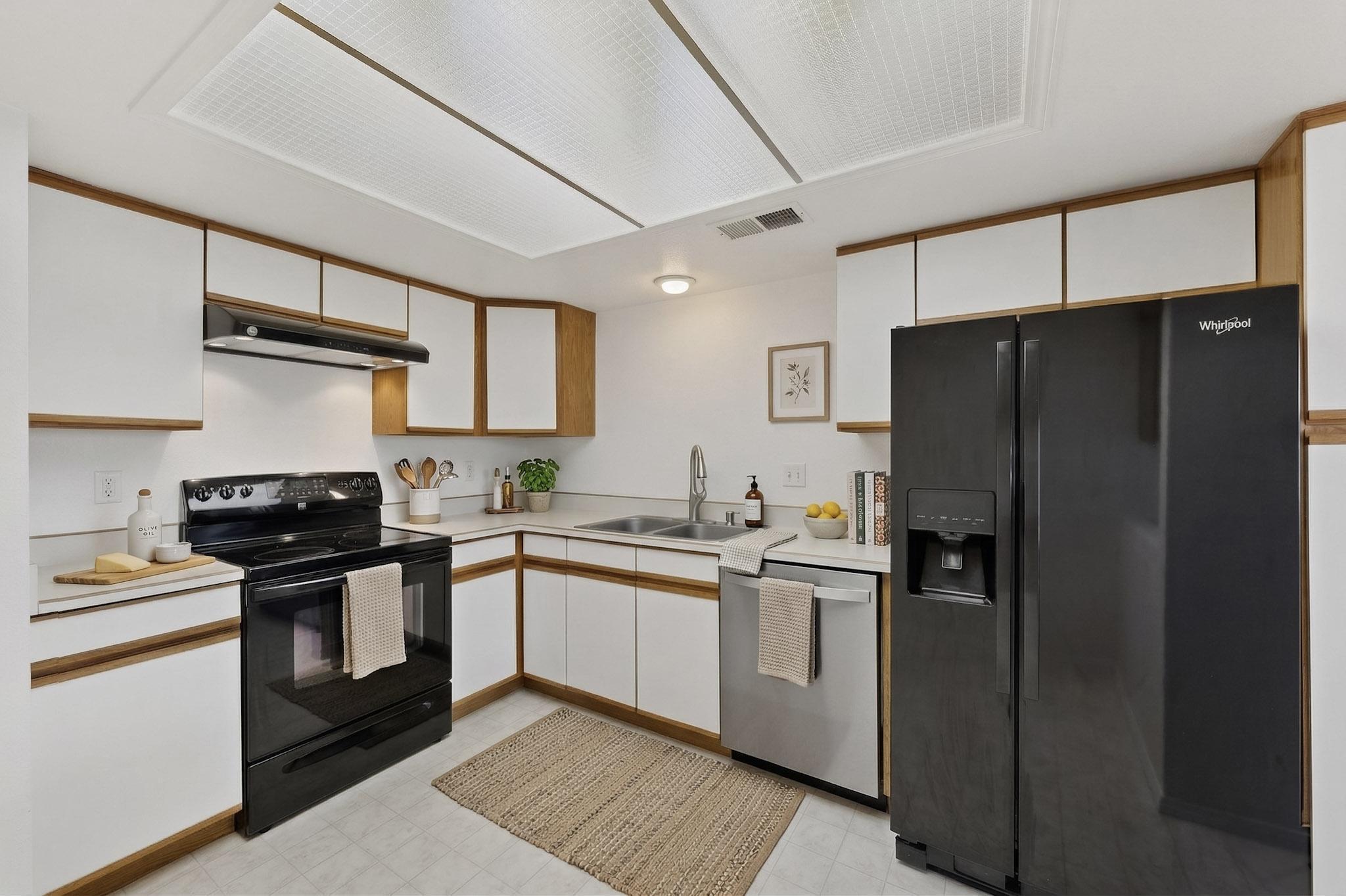823 Country Club Drive SE #1B, Rio Rancho, NM 87124