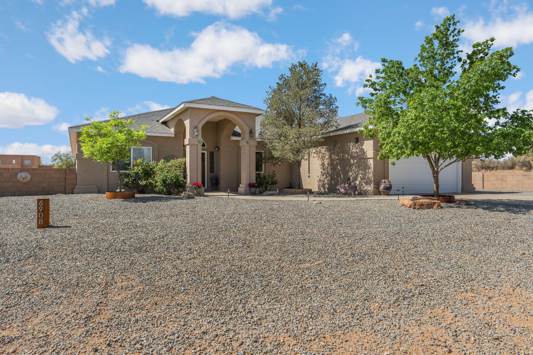 6908 Chapingo Road NE, Rio Rancho, NM 87144 — photo 2