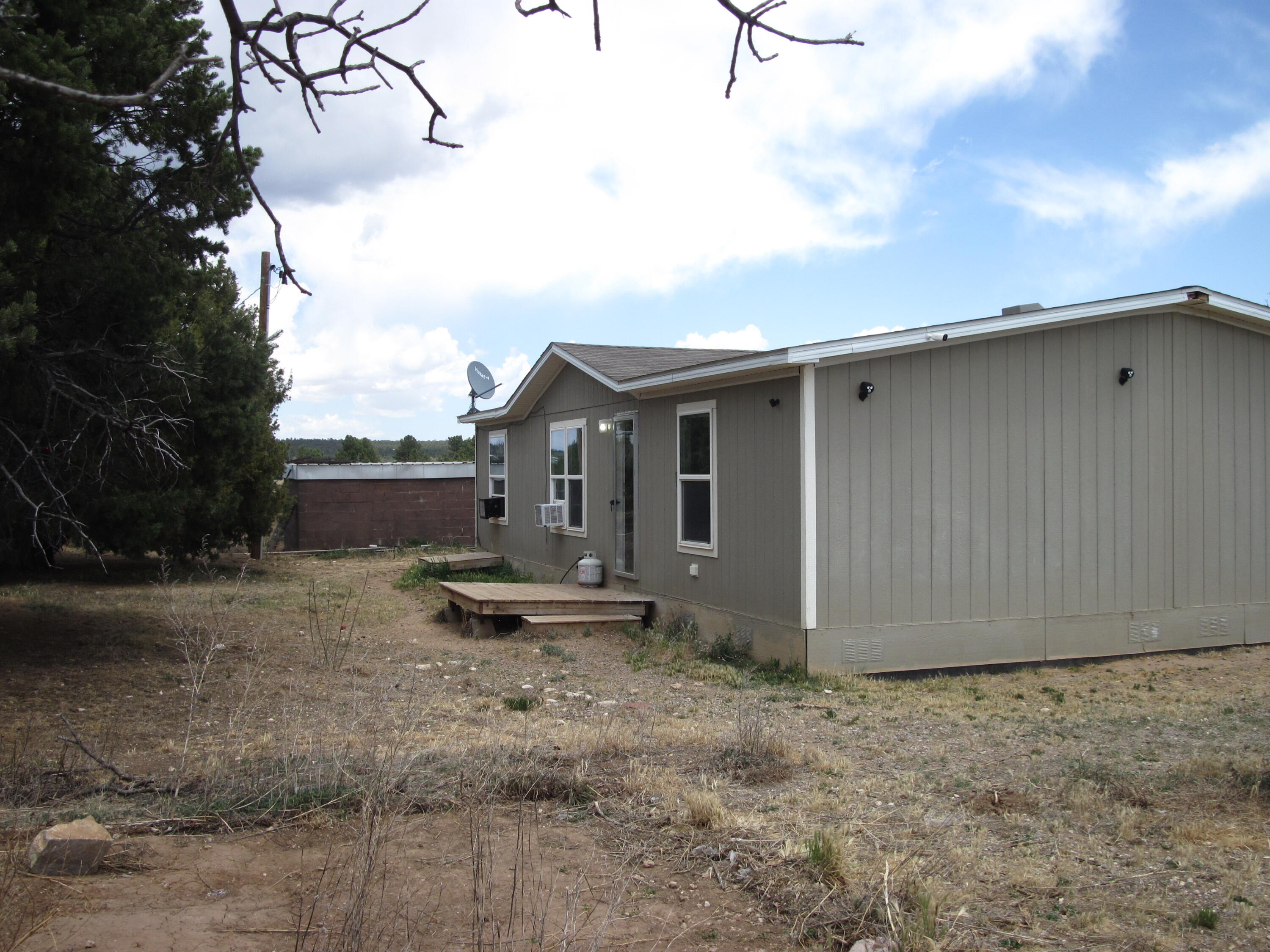 2 Miller Lane — photo