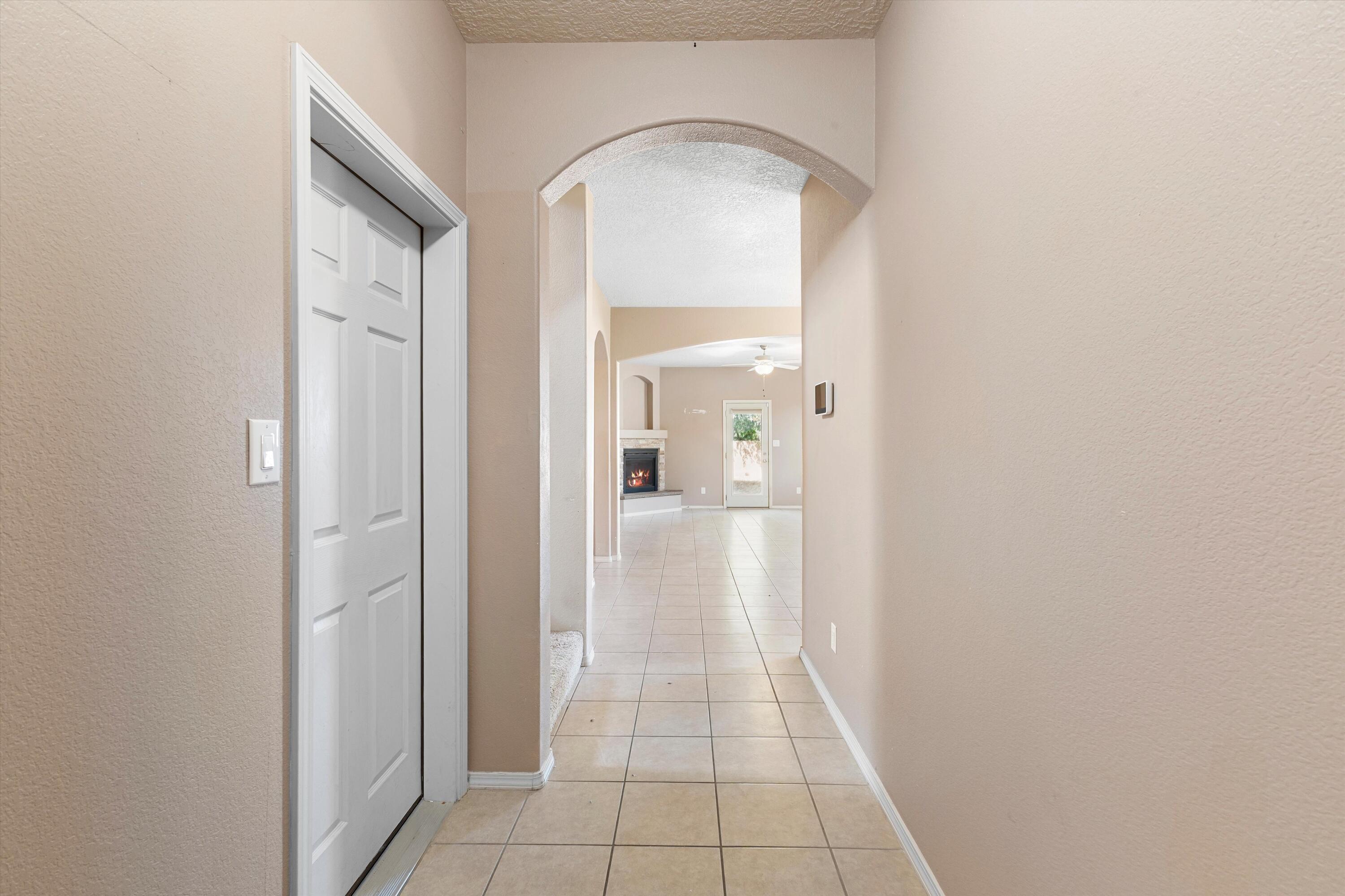 6708 Mountain Hawk Loop NE, Rio Rancho, NM 87144 — photo 3