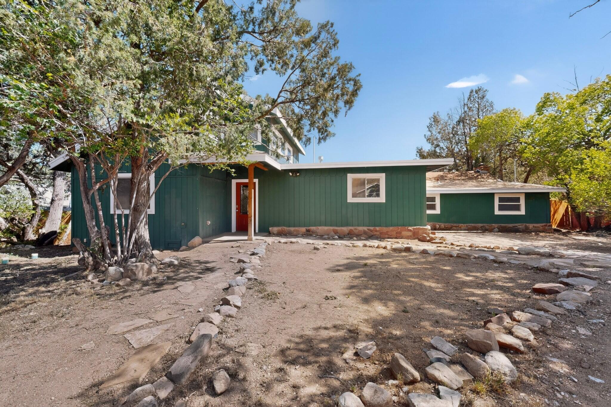 2 Sandia Park Lane — photo