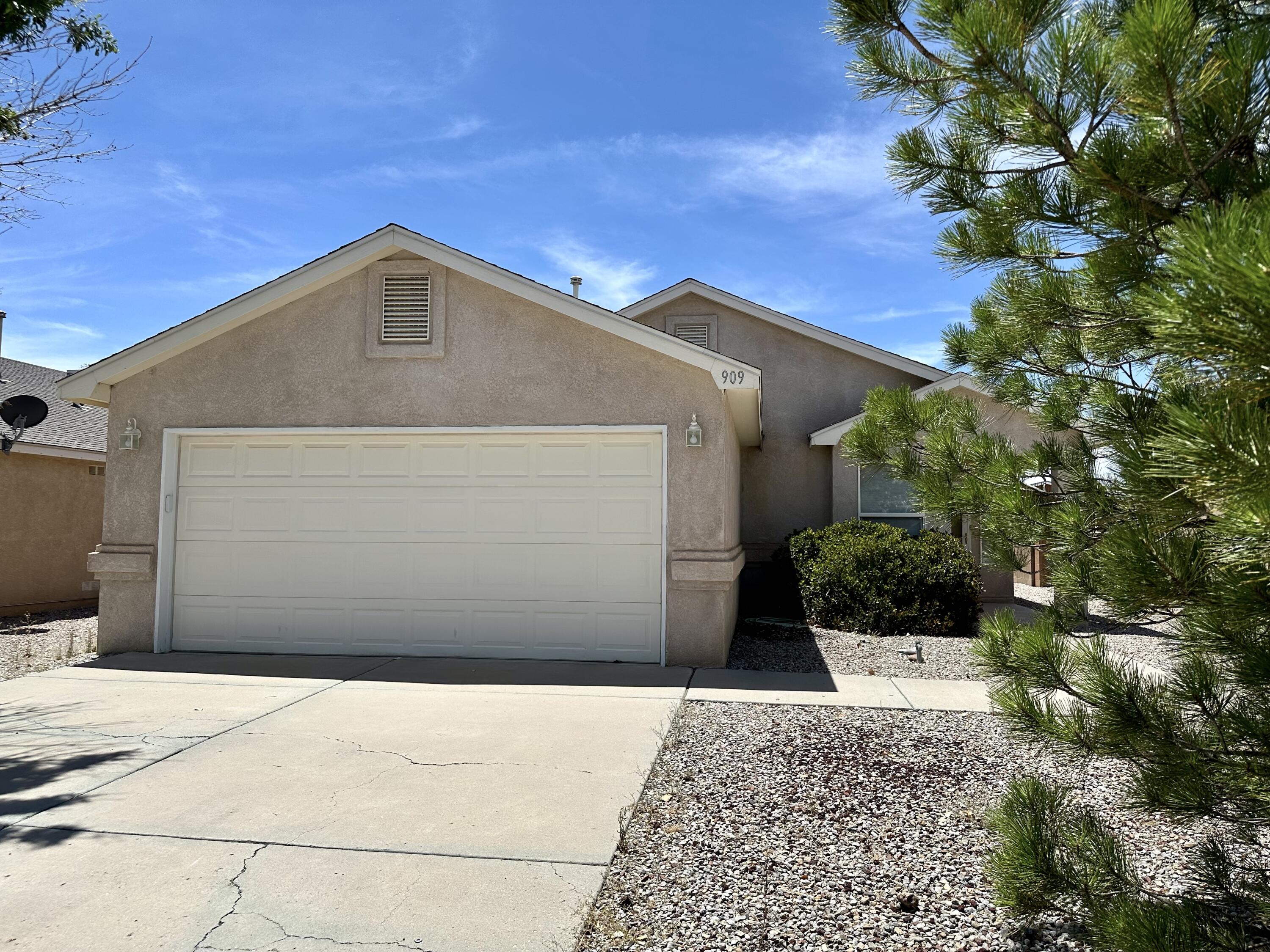 909 Benjamin Drive SE, Rio Rancho, NM 87124 — photo 2