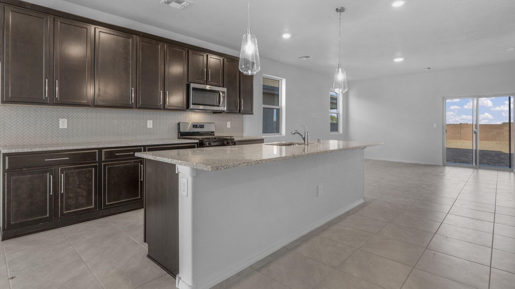 2421 Eglisfield Loop NE, Rio Rancho, NM 87144 — photo 2
