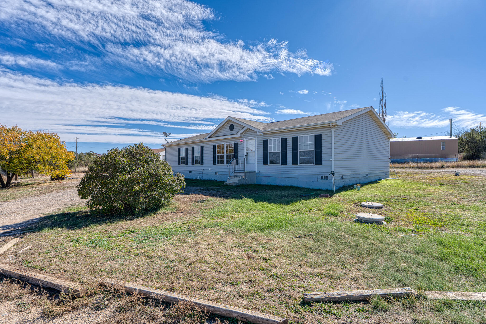 8 Capital Road — photo