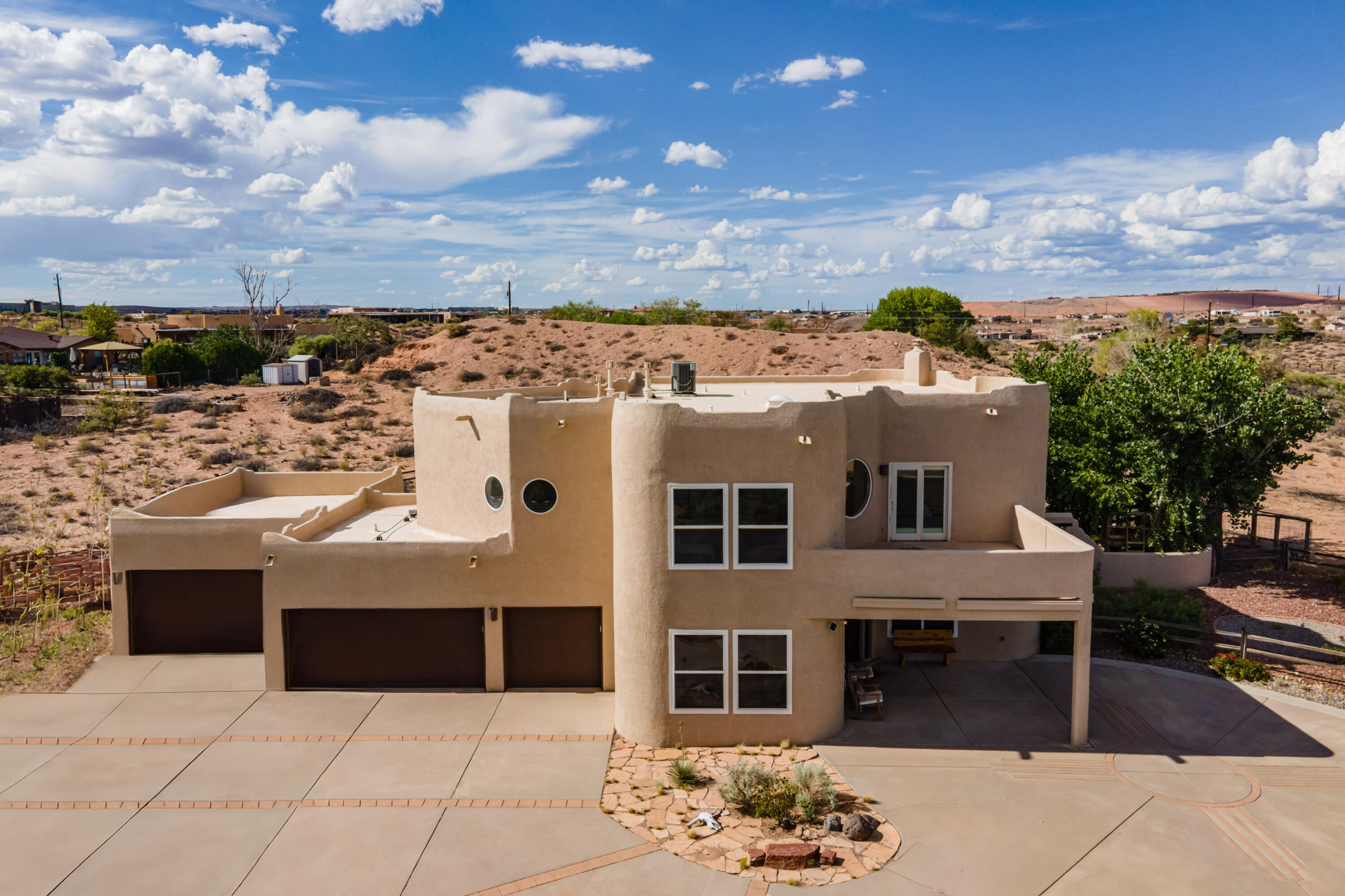 1731 Carson Road NE, Rio Rancho, NM 87144