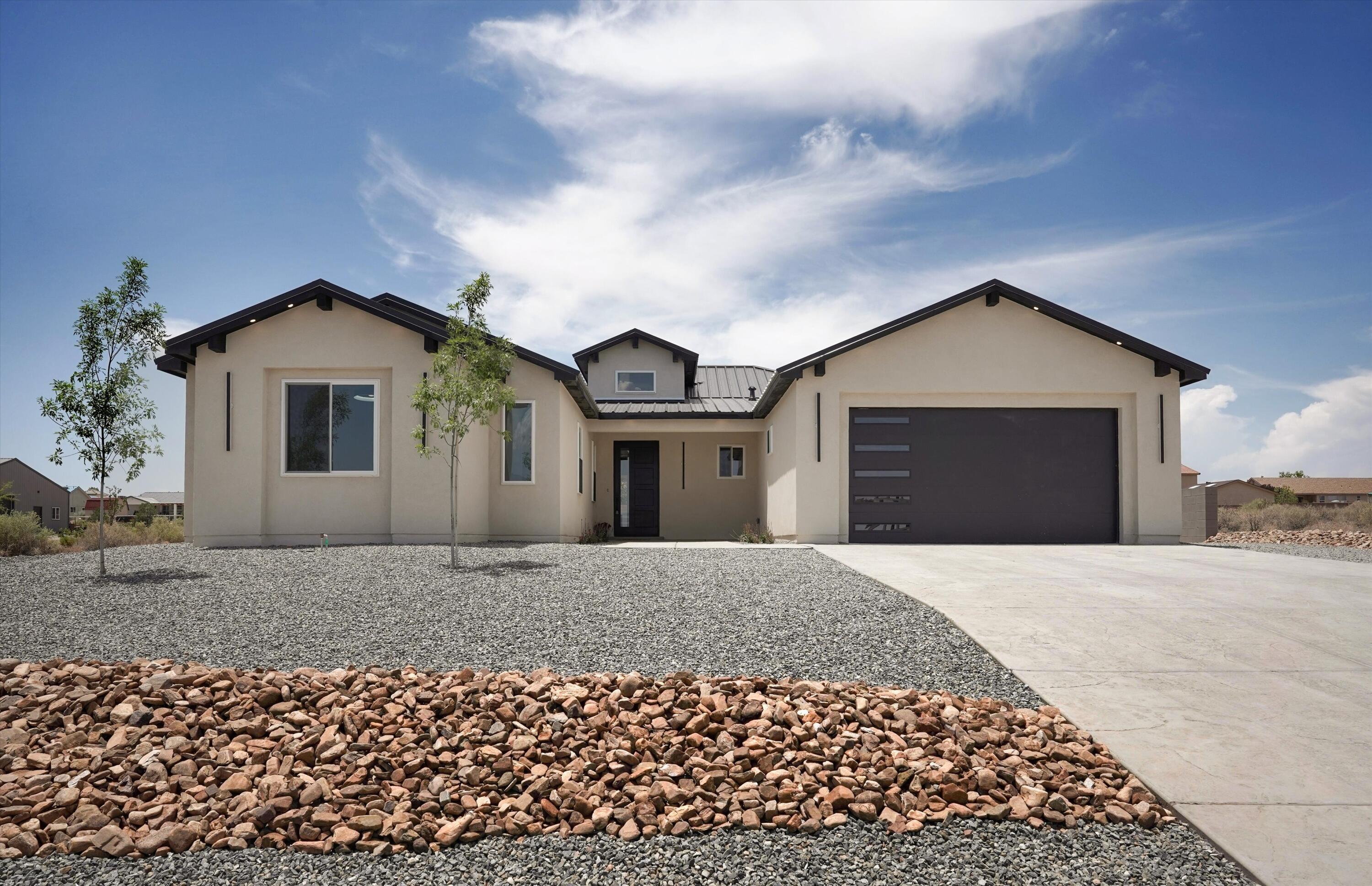 721 10th Street NE, Rio Rancho, NM 87124