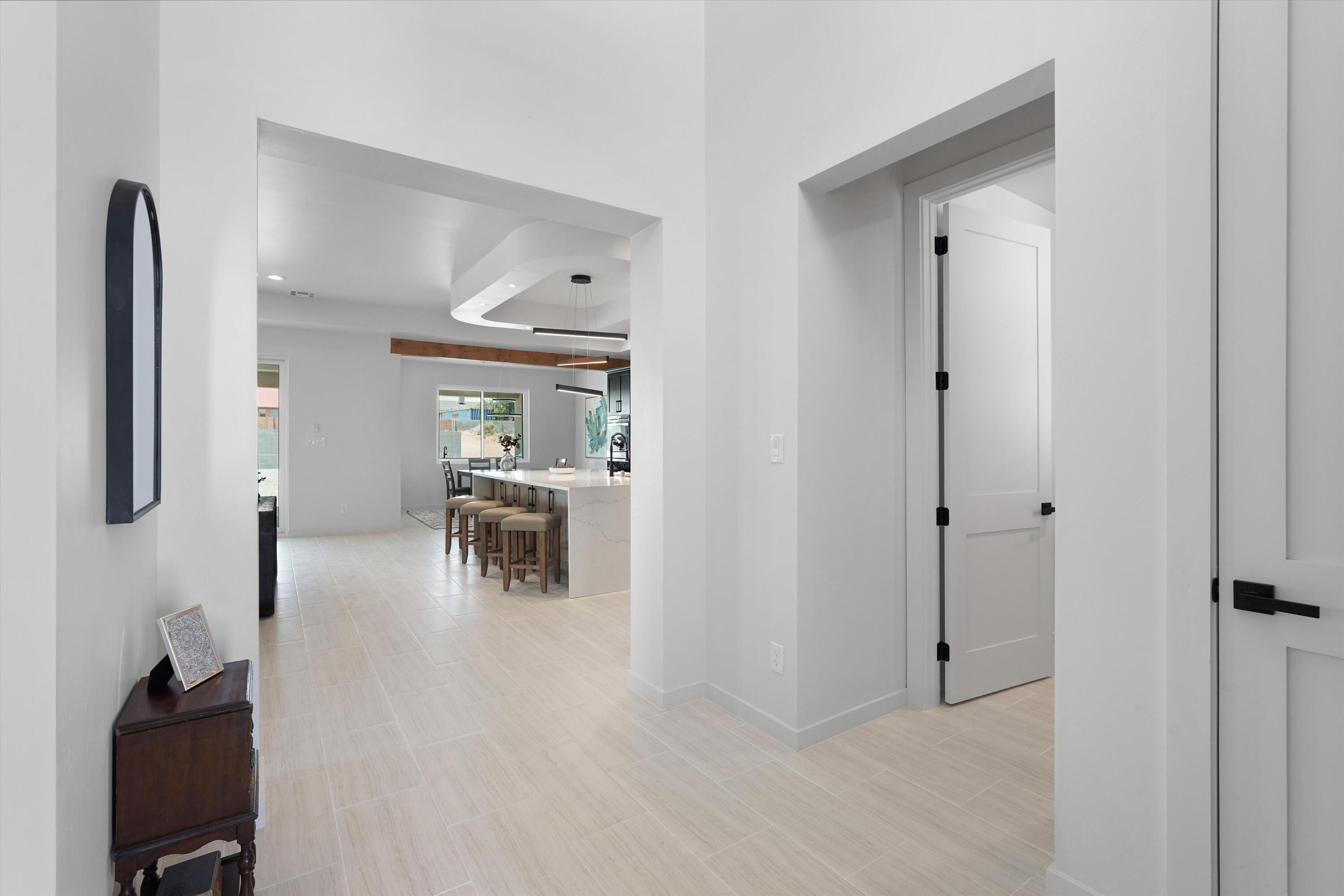 721 10th Street NE, Rio Rancho, NM 87124 — photo 2