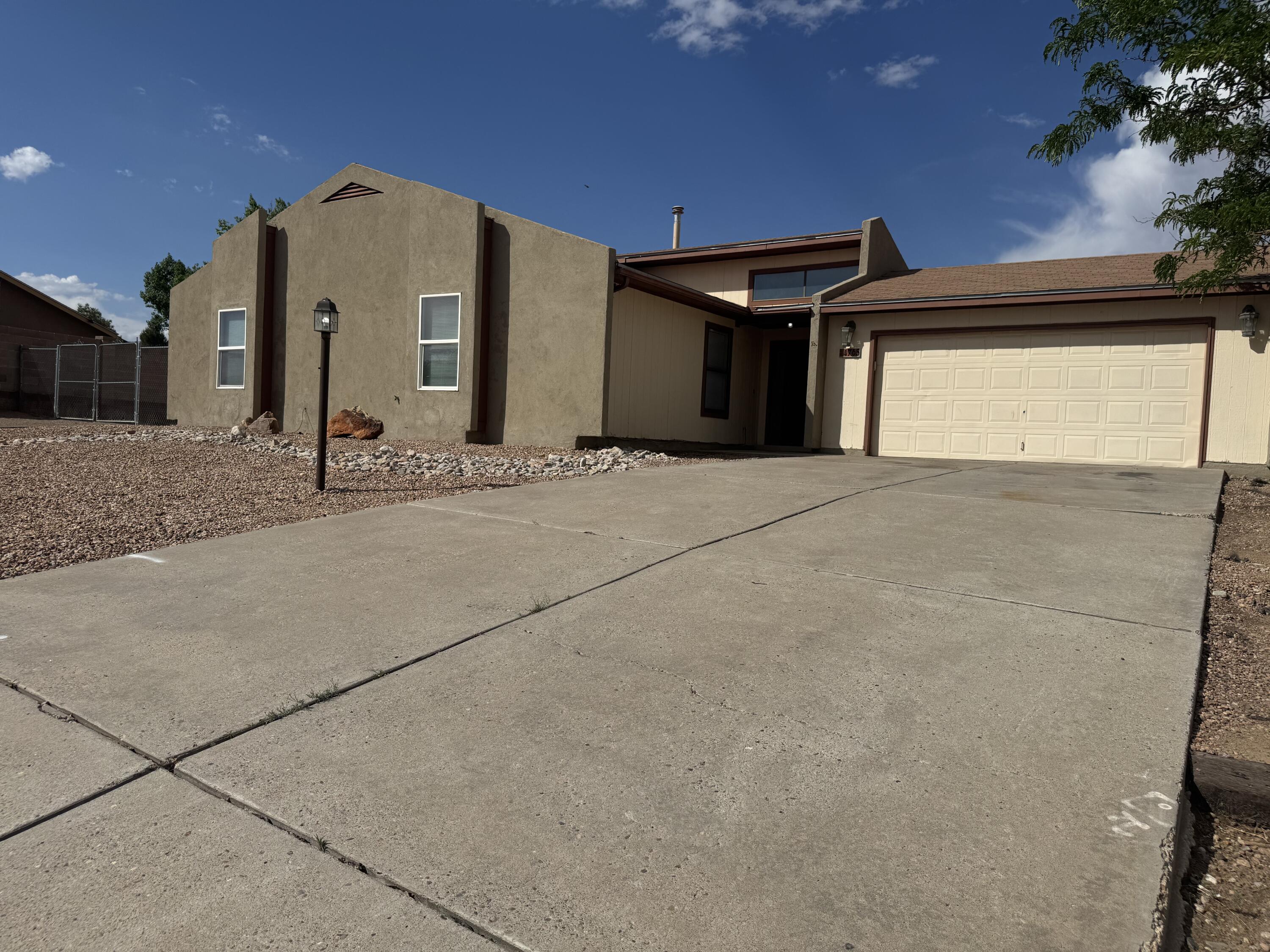 4765 Limestone Drive NE, Rio Rancho, NM 87124