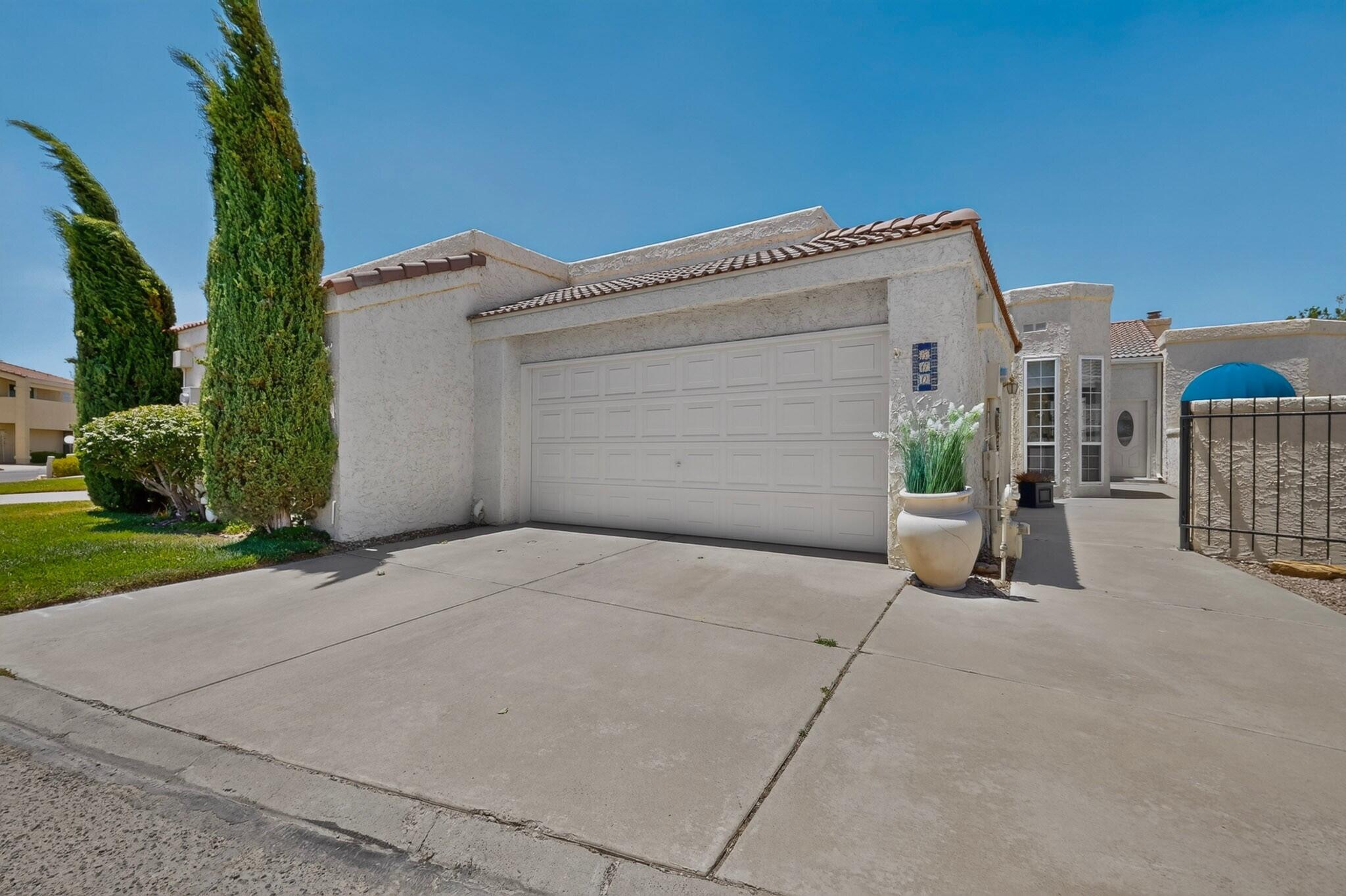 560 Eastlake Drive SE, Rio Rancho, NM 87124 — photo 2
